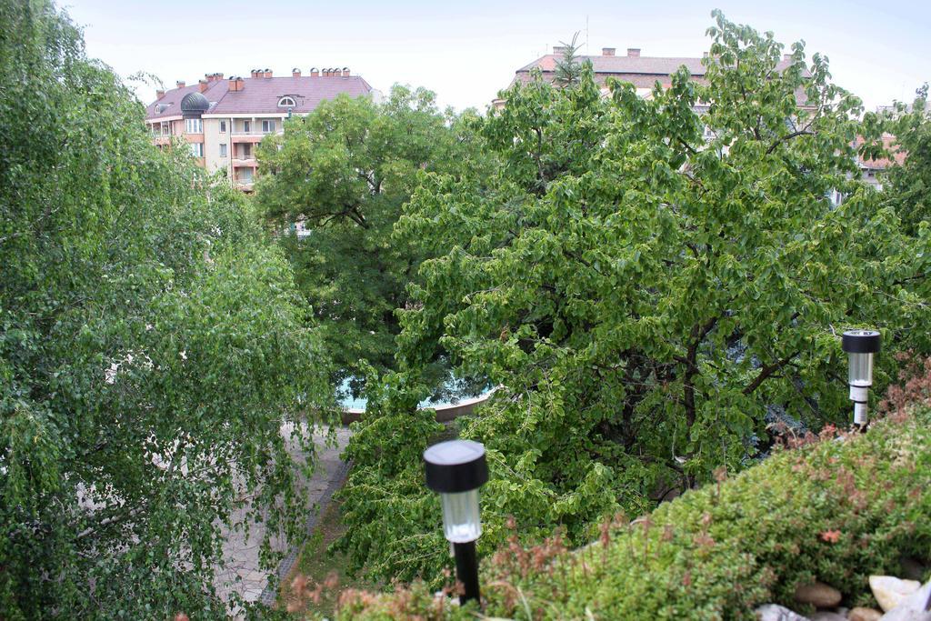 Aquarius Apartman Szegedin Exterior foto